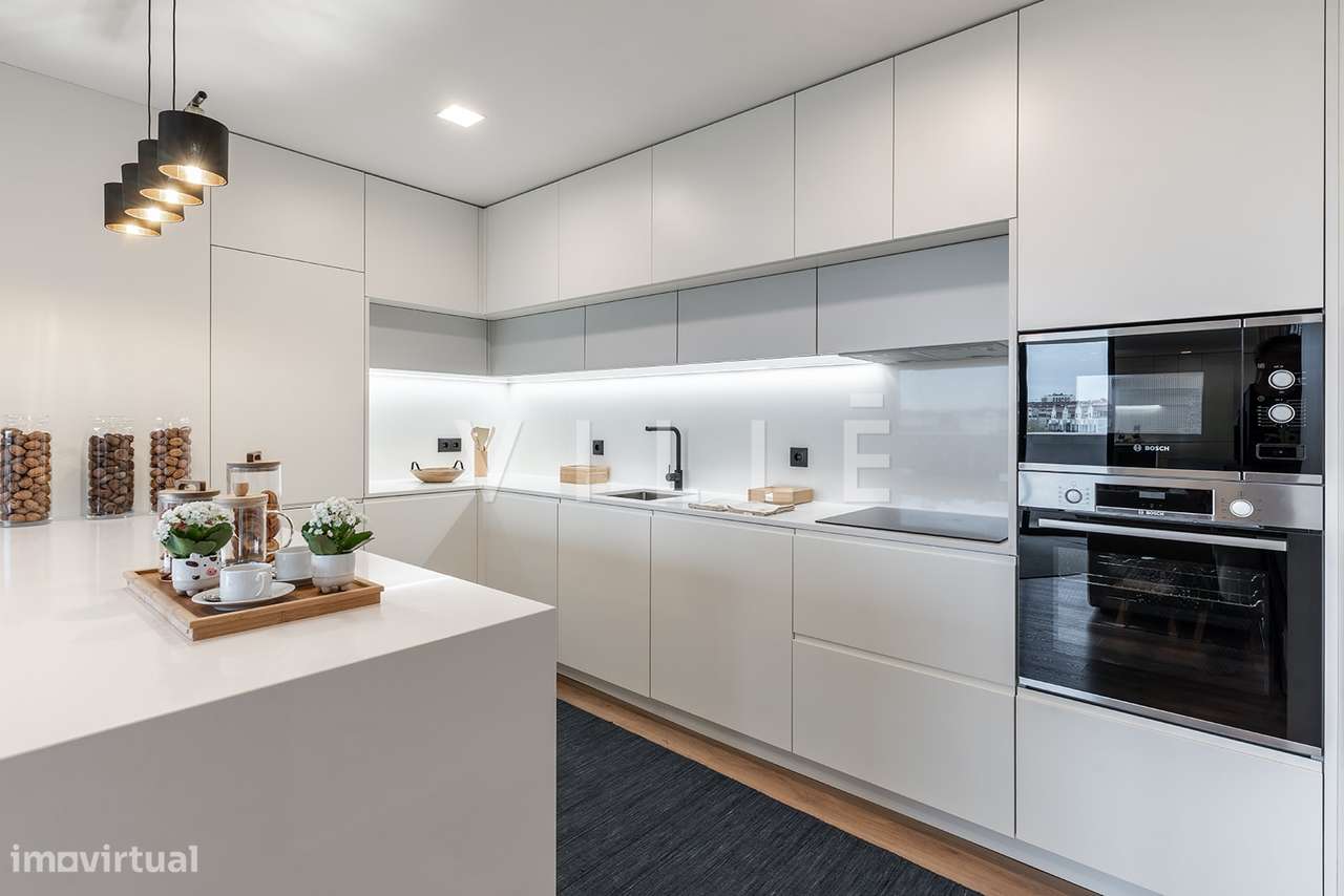 Exclusivo Apartamento T4 Duplex com Varanda e Terraço com vistas - Grande imagem: 5/22