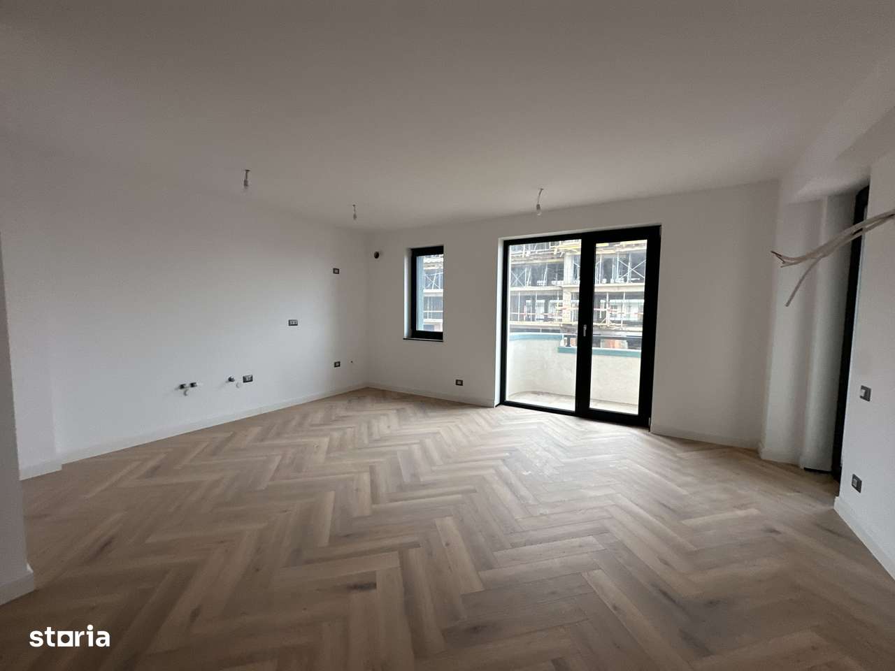 Apartament de vânzare – Etaj 3 | 114 mp utili | 3 camere | Oportunitat - Imagine principală: 3/10