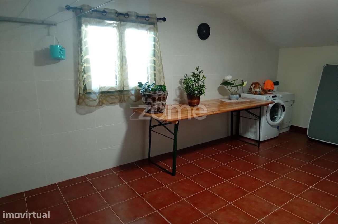 Moradia com 3 frações independentes habitacionais-45