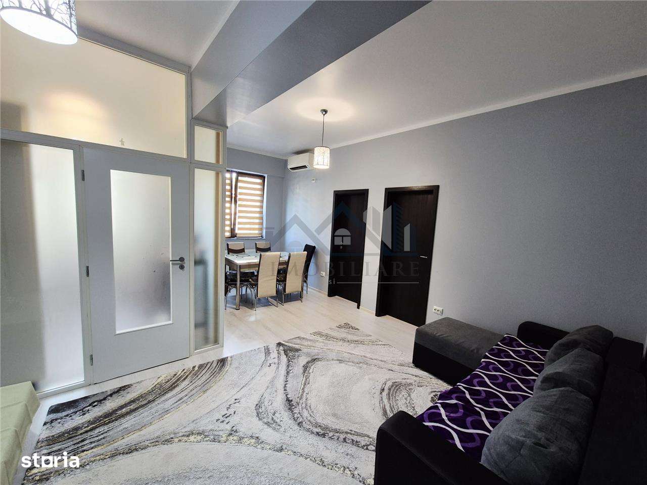 Apartament cu 3 camere de vanzare - Imagine principală: 2/16