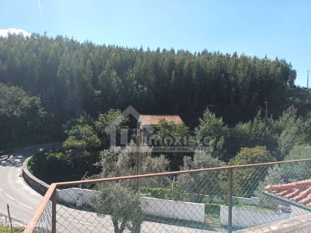 Moradia T3 em Campelo-41