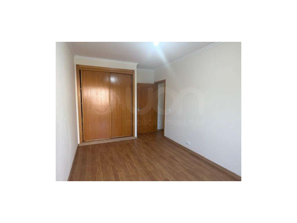 Apartamento T3 em Rio de Mouro, Sintra-8