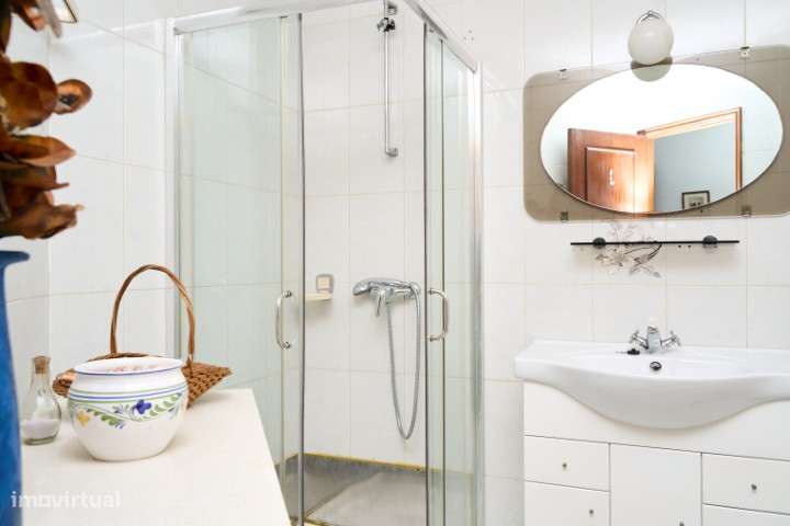 Oferta da Escritura e Registo .Apartamento T2  na Póvoa de Varzim-14