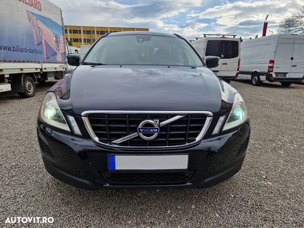 Volvo XC 60 D4 Momentum - 2