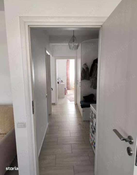 Apartament cu 3 camere | Zona Tractorul | Parcare Inclusa-2