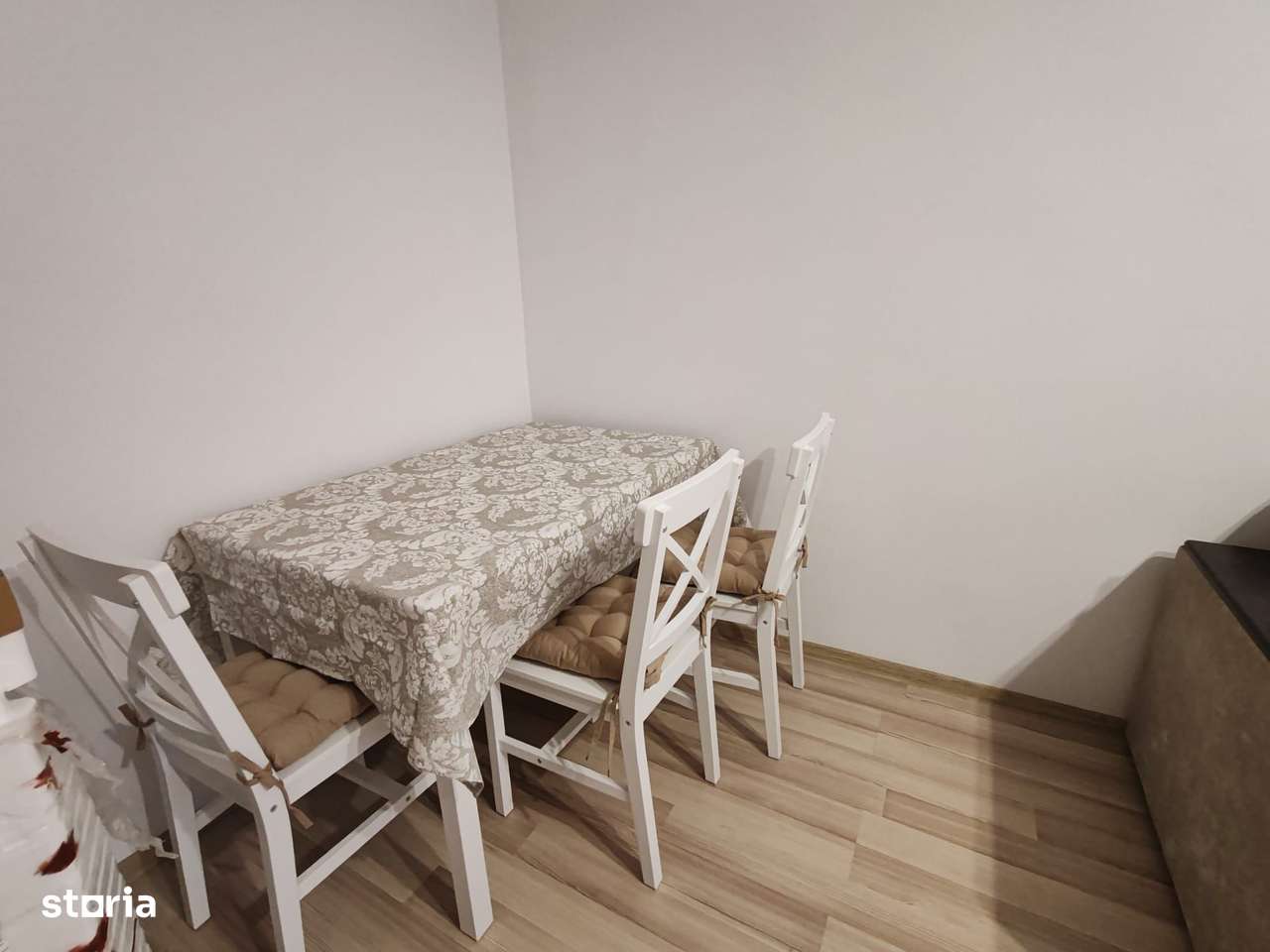 Ap. 2 camere, DEC. 52mp, 104.900euro cu loc de parcare inclus-Podu Ros-4