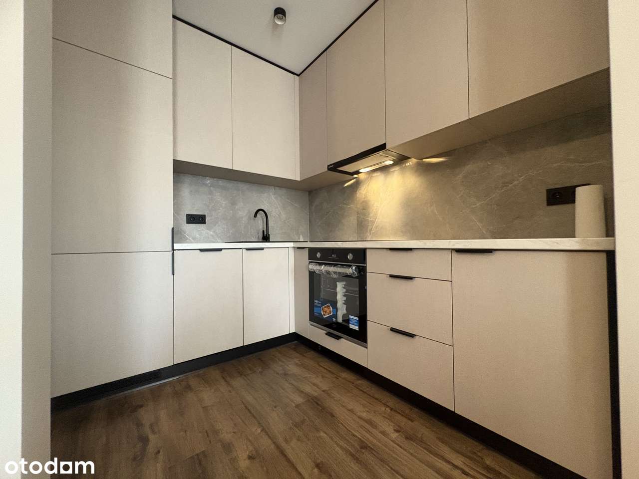 Bezpośrednio mieszkanie nr 2 pod klucz!!-2