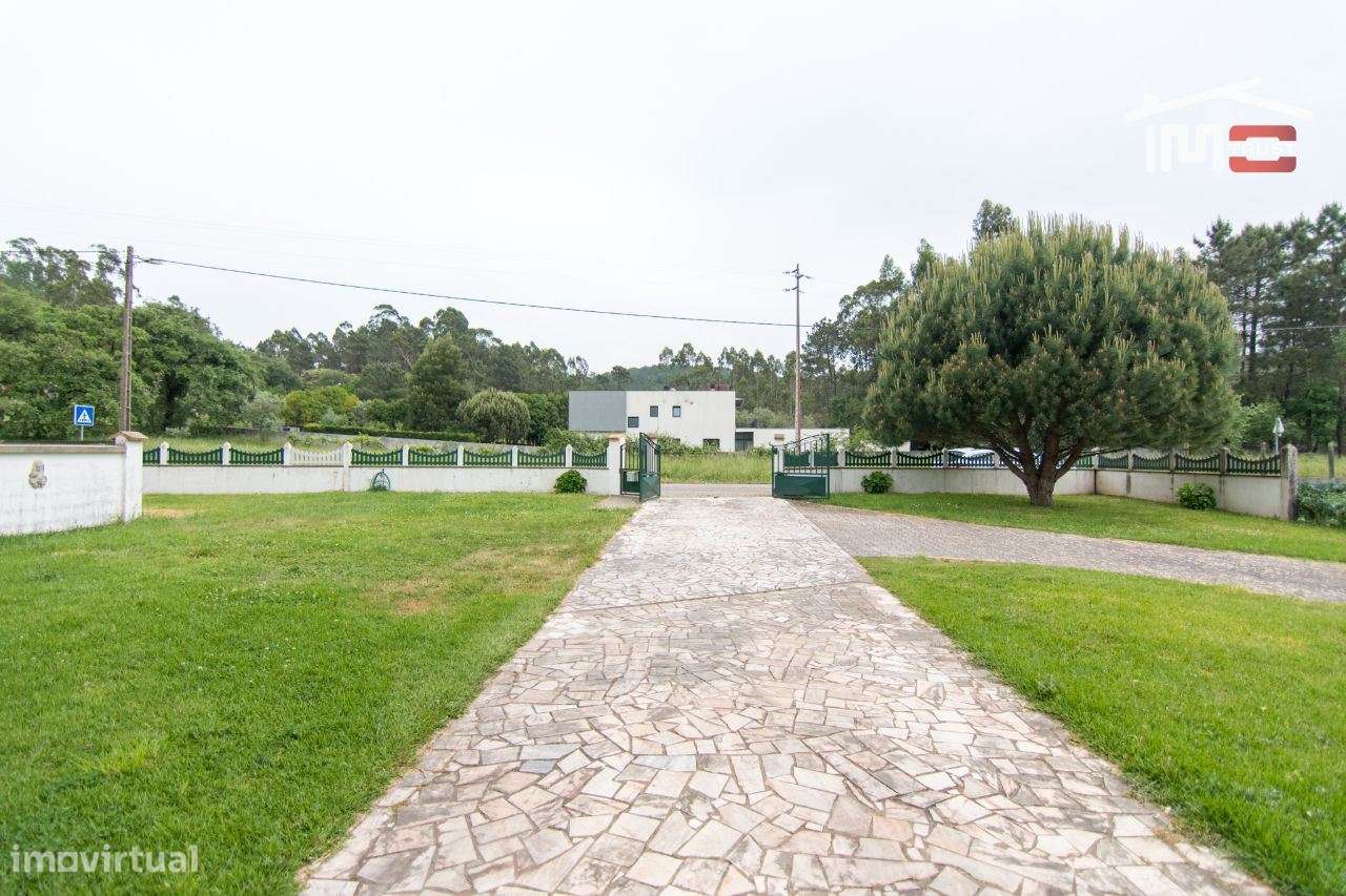 EXCELENTE MORADIA T4 R/C E 1º ANDAR EM DEMO SÃO MAMEDE BATALHA - Grande imagem: 5/37