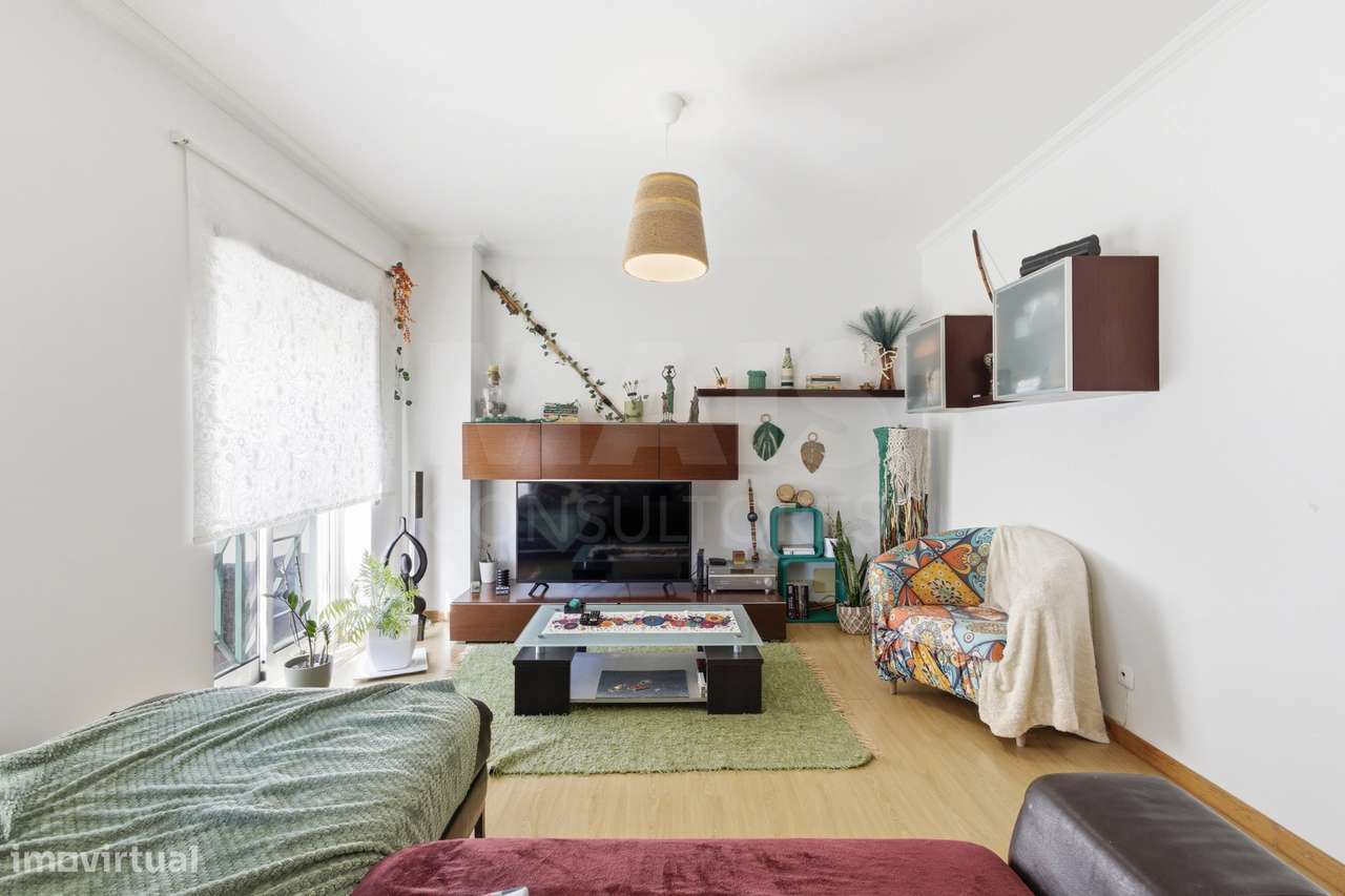 Apartamento T2 com varandas e arrecadação em Peniche - Grande imagem: 4/34