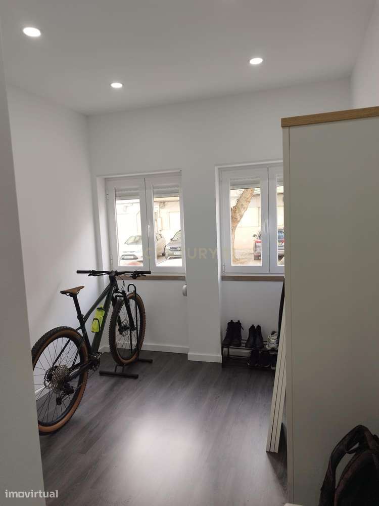 Apartamento Totalmente Remodelado, em Verderena, Barreiro-14