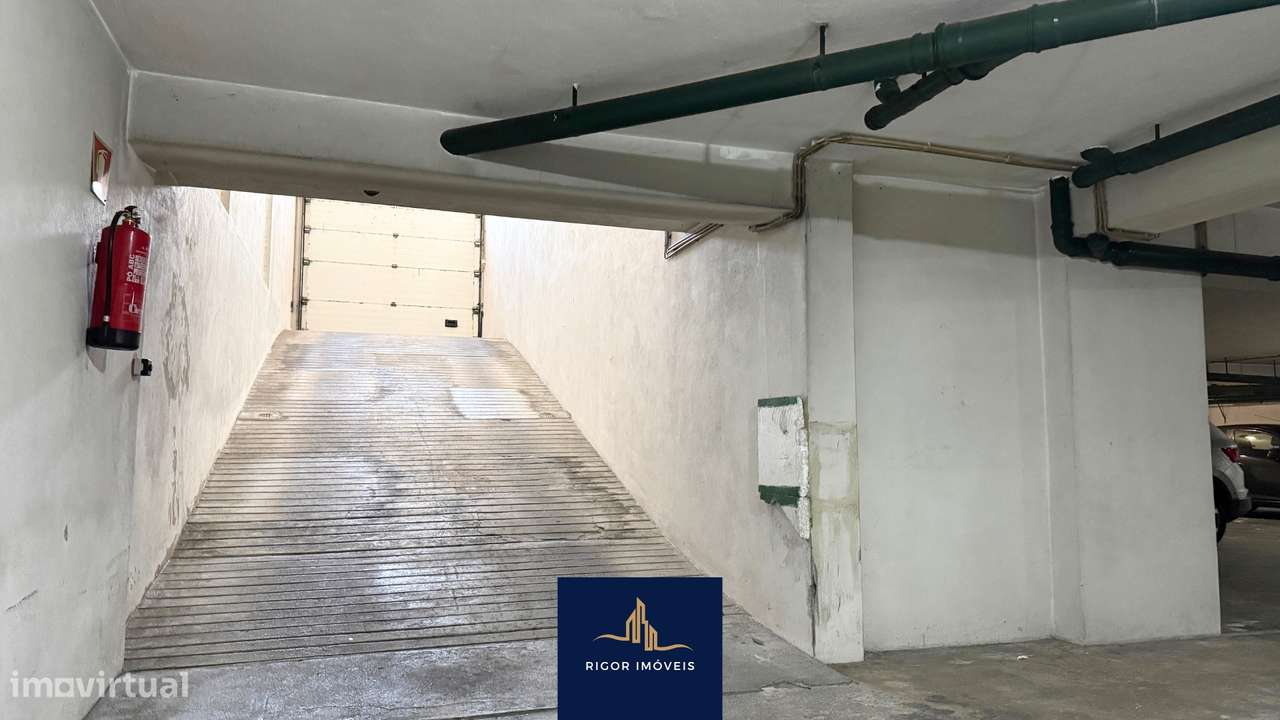 Apartamento Renovado T2 | Póvoa de Varzim - Centro | Exclusivo-31