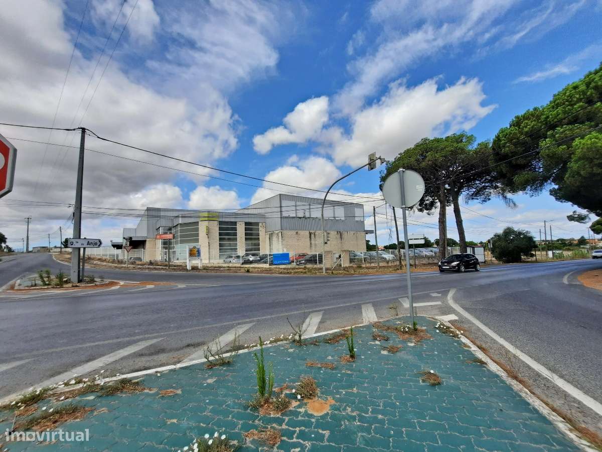 Armazém Venda Palmela | 2.231 m2 | Licença Industrial e Serviços-19