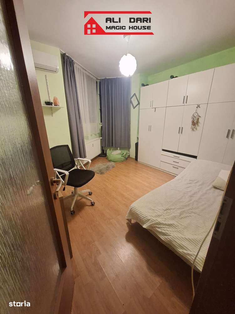 De vânzare apartament de 2 camere + bucătărie Strada Lombului-2