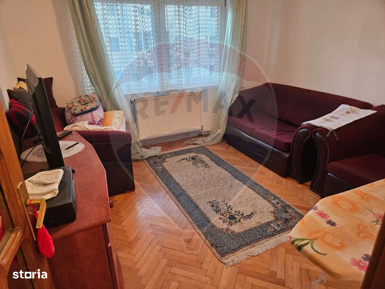 Apartament cu 3 camere de vânzare, str. Hortensiei-14