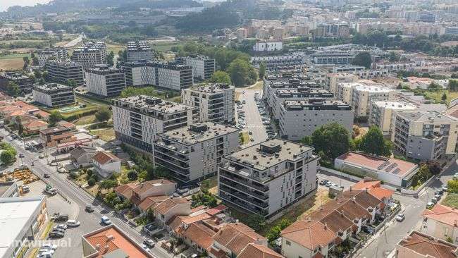 Apartamento T3 Premium em Braga – Real | Como novo, garagem dupla-19
