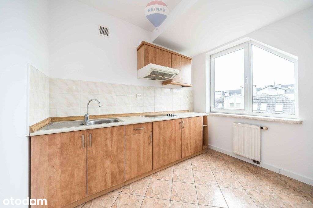 Funkcjonalna kawalerka w świetnej lokalizacji - Pełny obrazek: 3/12