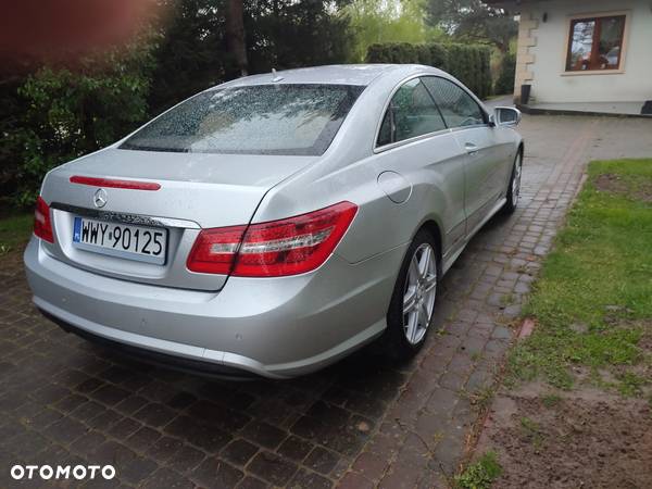 Mercedes-Benz Klasa E 250 CGI BlueEffICIENCY - 5