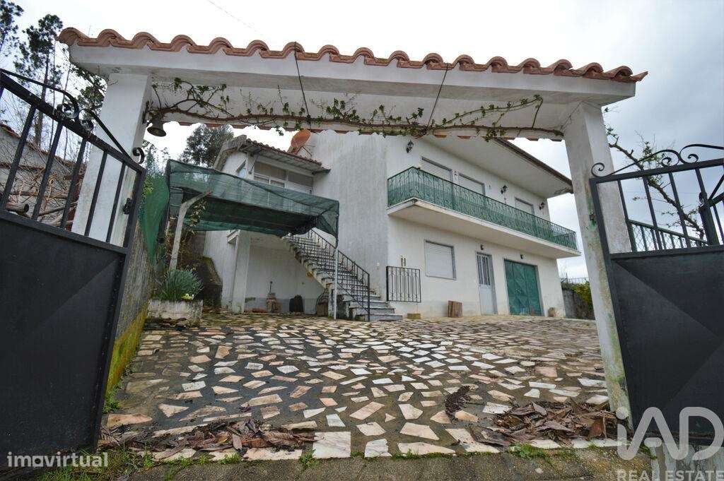 Casa tradicional T3 em Alvares de 234,00 m2 - Grande imagem: 5/30