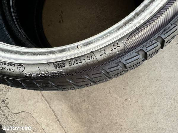 Vând 4 anvelope 235/35/19 Pirelli de iarnă ca noi - 9