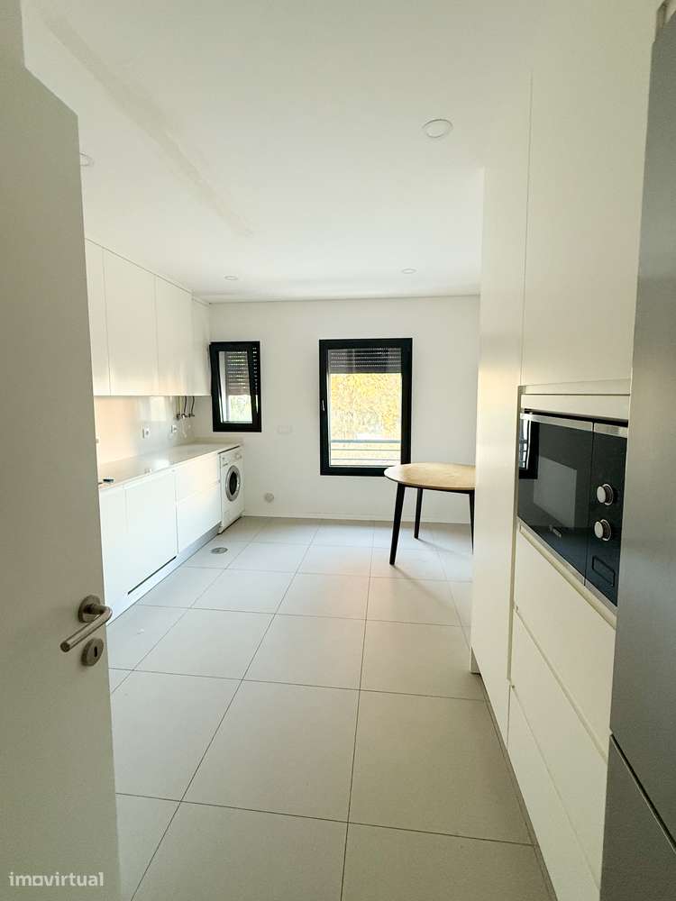 Arrenda-se T2 Novo em Pedroso - Grande imagem: 4/9