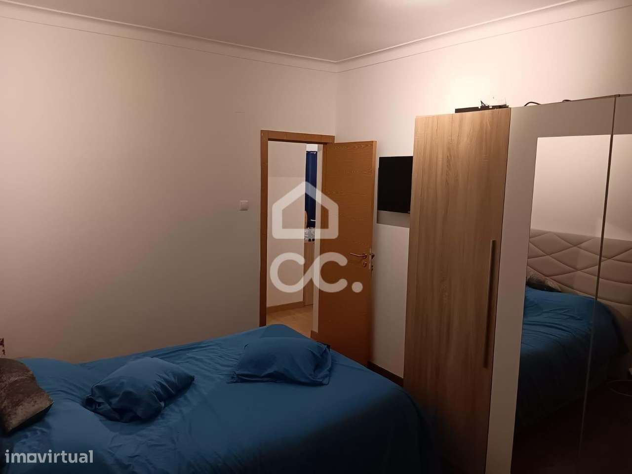 Amplo Apartamento T3, Renovado, junto ao Complexo Municipal Desportos-14