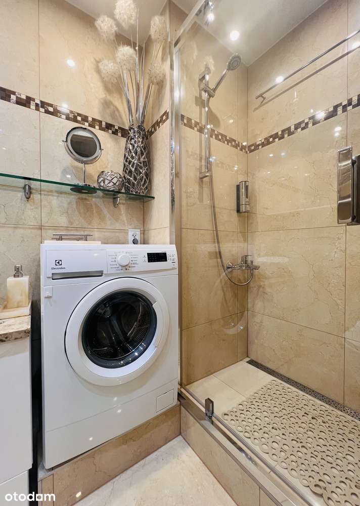 M-4 gotowe do wprowadzenia, 1 piętro z balkonem, 3 komórki- bez %-17