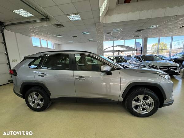 Toyota RAV4 2.5 4x4 Hybrid GR SPORT - 6