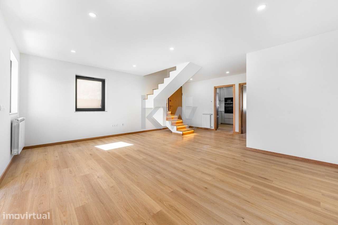 T2+1 (com 3 quartos), duplex, Rua França Júnior (Matosinhos Centro), n - Grande imagem: 4/27