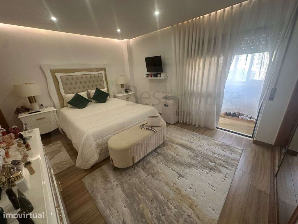 T3 Massamá Norte - totalmente remodelado-17