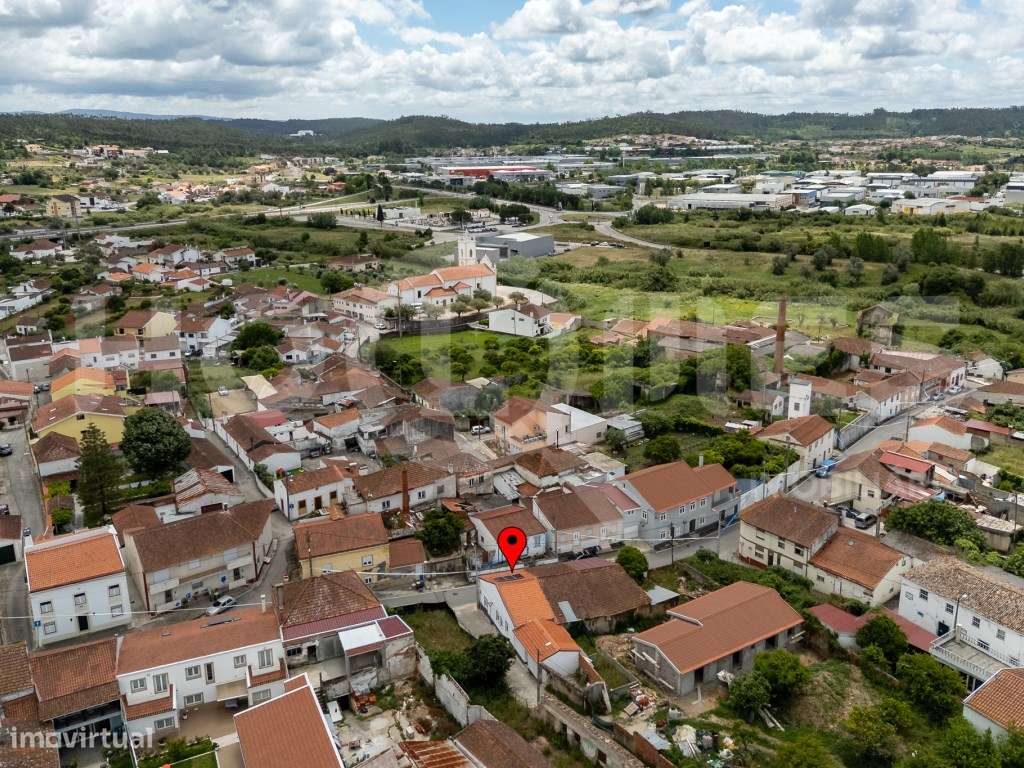 Moradia T2 em Taveiro-45