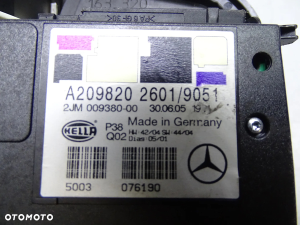 Mercedes CLK W209 Lampa podsufitki 2098202601 - 5