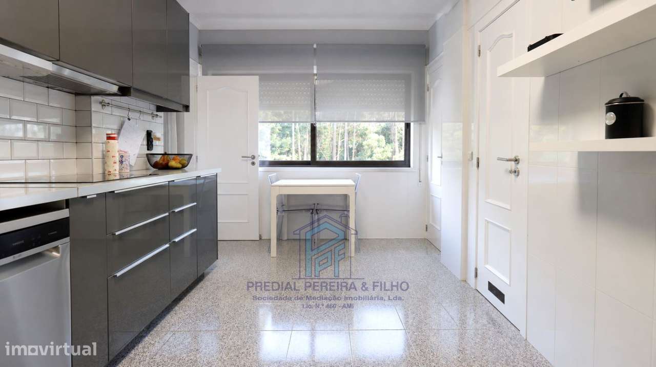 Apartamento T3 Remodelado - Fãnzeres / Portelinha-7