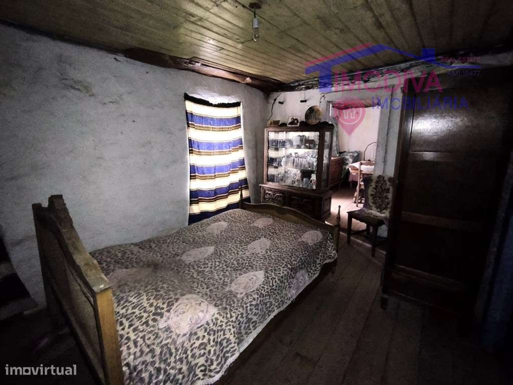 Casa Rústica com terreno situado em Troviscais, Pedrogão Grande-5