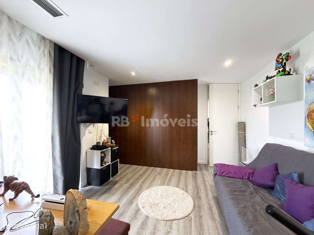Apartamento T3 em condomínio privado com piscina-21