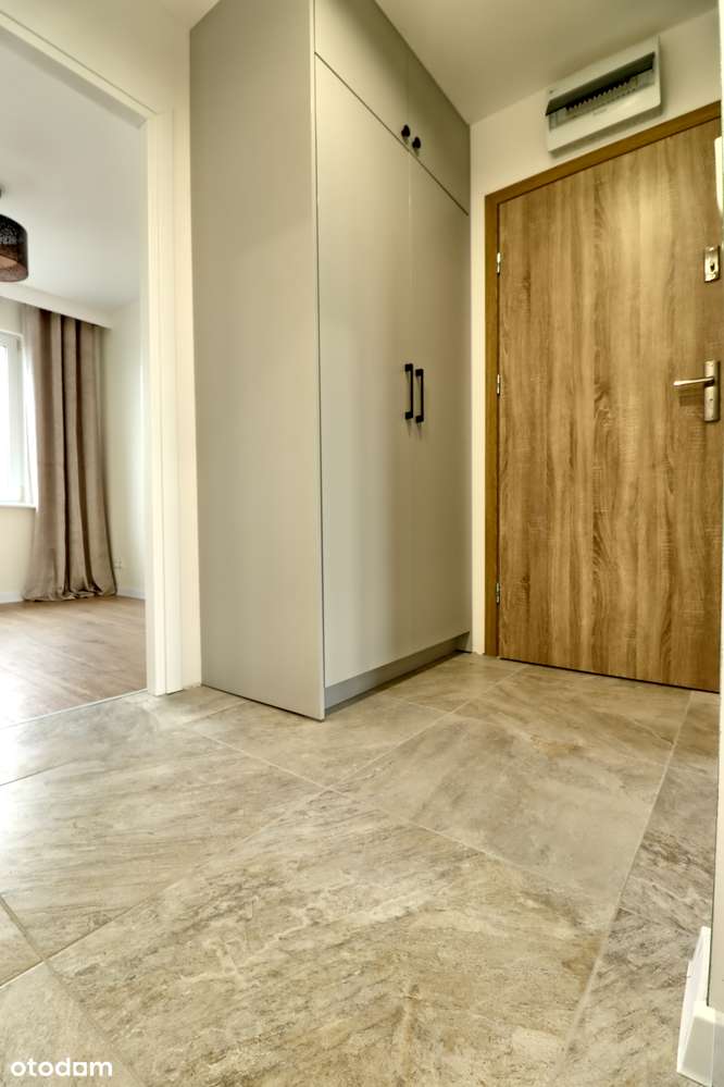 BEZPOŚREDNIO Świeżo Wyremontowane-Gotowe do Wprowadzenia! - Pełny obrazek: 3/7