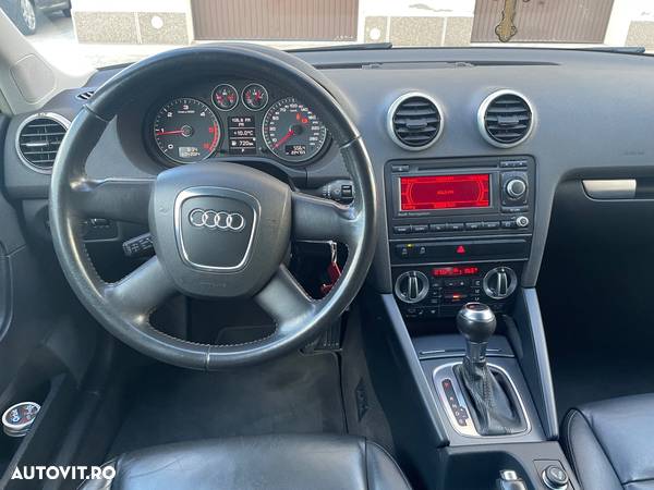 Audi A3 Sportback 1.6 TDI S-tronic Ambiente - 6