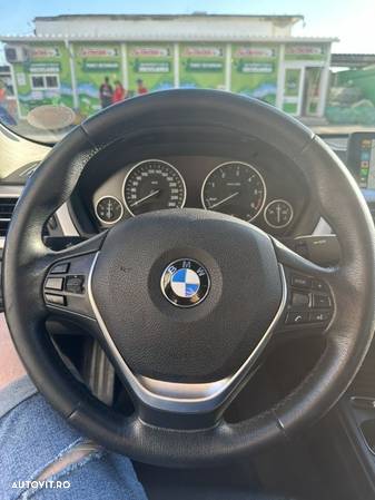 BMW Seria 3 320d Efficient Dynamic Edition Aut. - 11