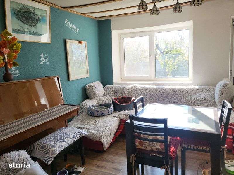 Casa din piatra mansardata 2000mp.pecineaga - Imagine principală: 5/8