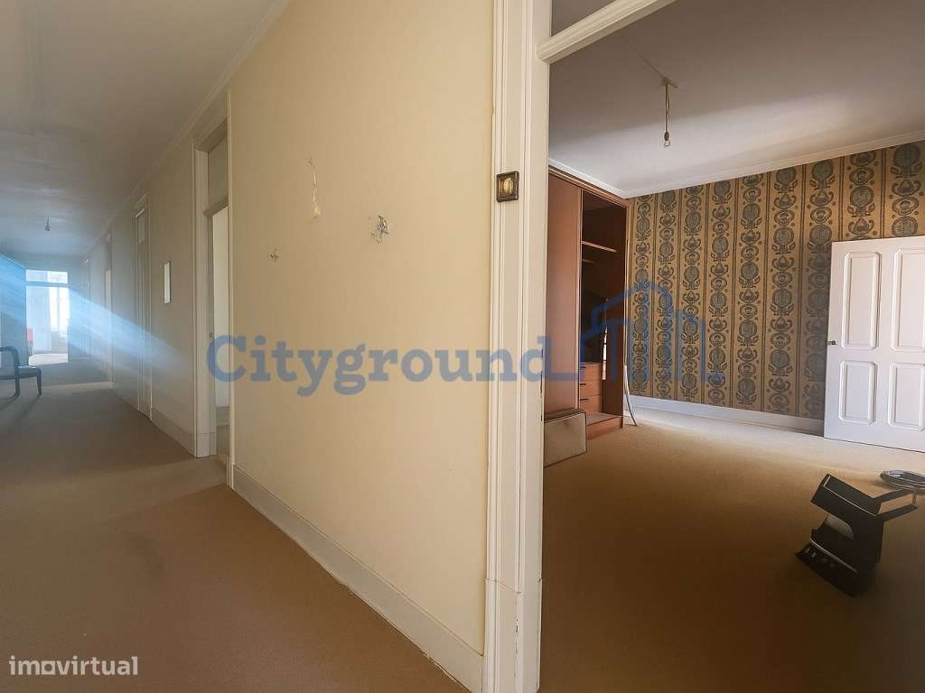 Fabuloso T7 com charme histórico em Arroios - um clássico com poten... - Grande imagem: 5/39