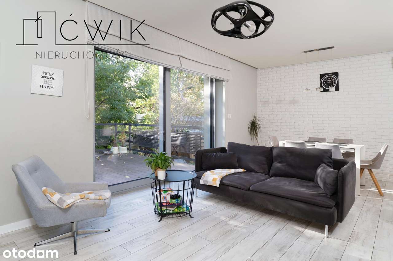 Dom z garażem i dużym tarasem - blisko centrum!-13