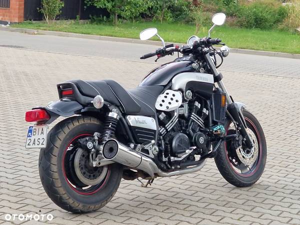 Yamaha V-MAX - 14