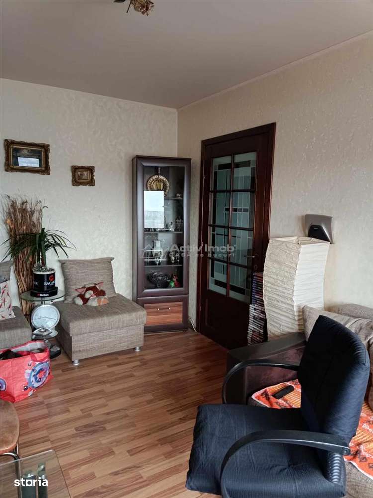 Piata Progresul - 3 camere - mobilat si utilat