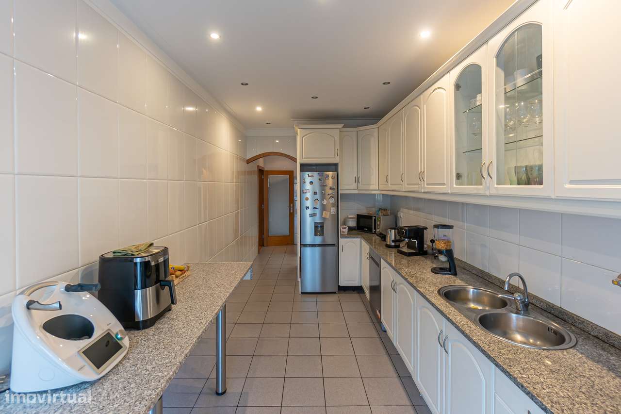 Apartamento T3 em Grijó-9