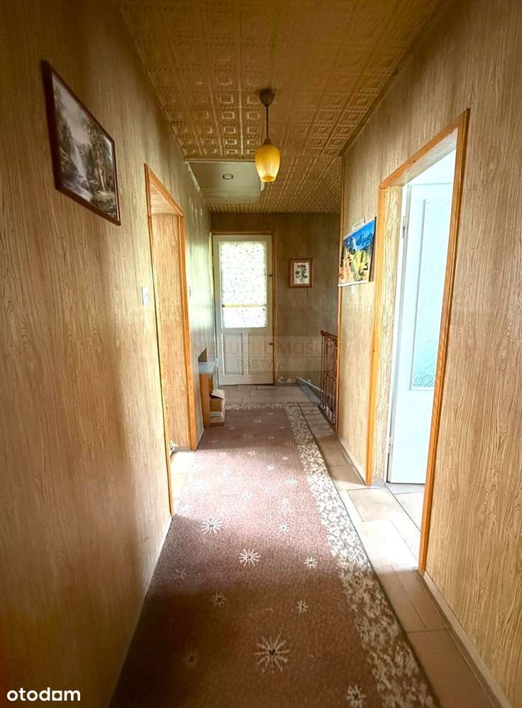 Dom wolnostojący z dużą działką w centrum miasta!-4