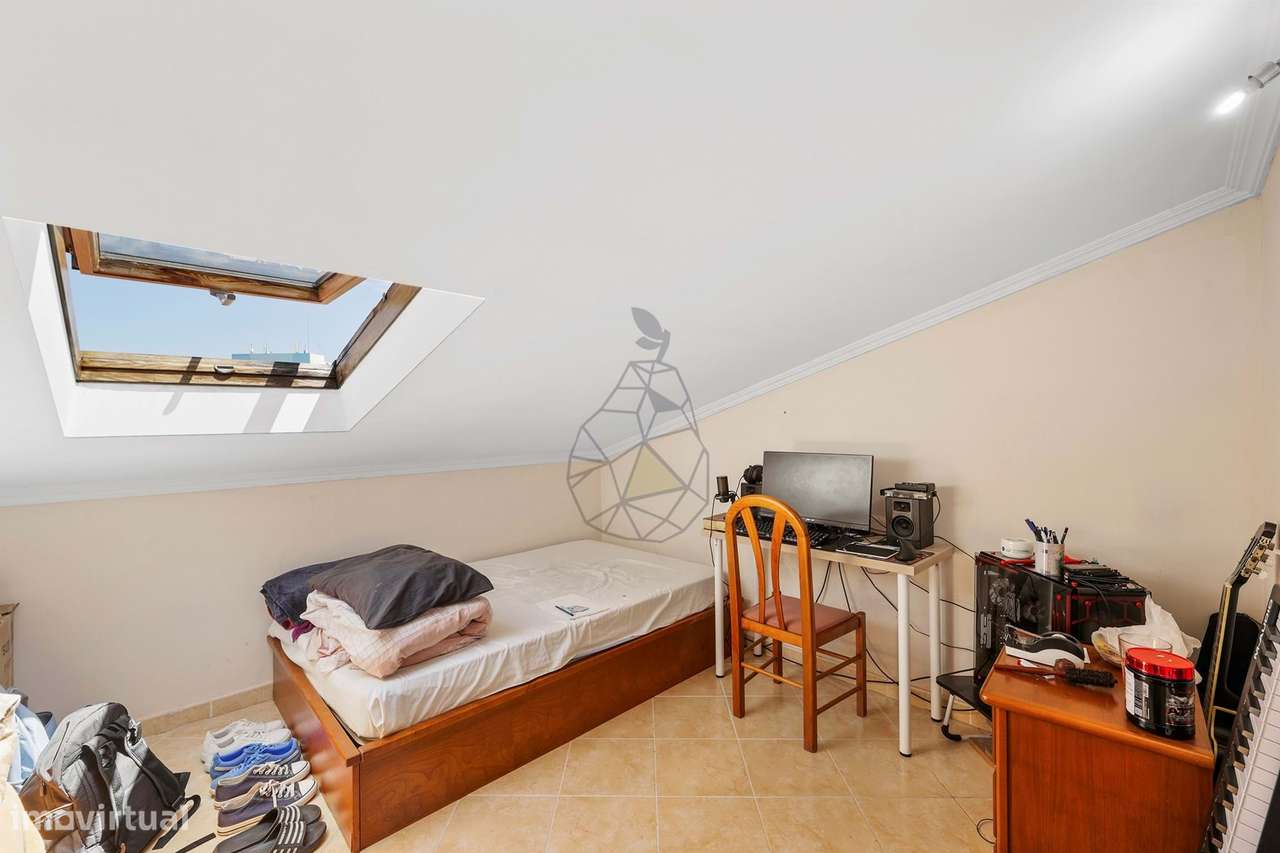 Apartamento T1+3 com Vista Mar do terraço em Quarteira-42
