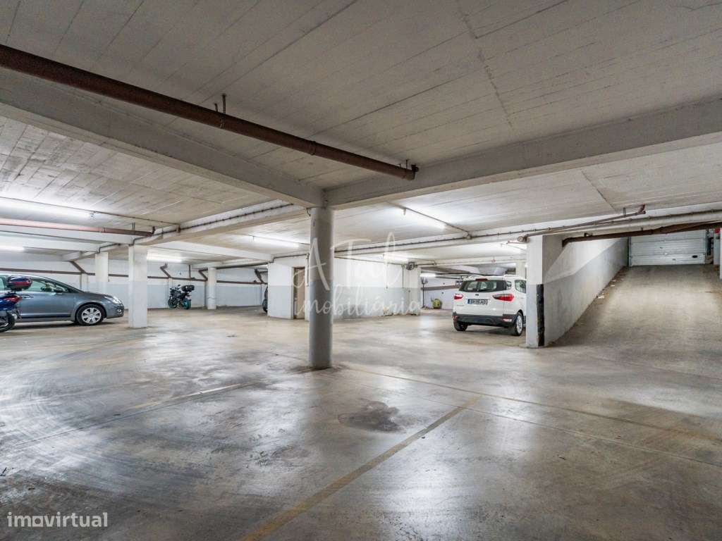 Apartamento T3 com Estacionamento | 10 min de Lisboa-30