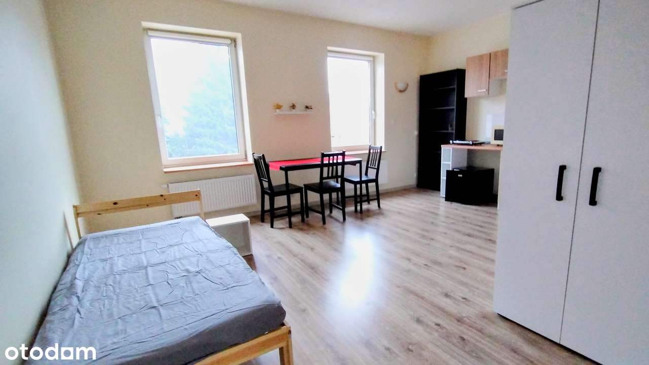 Duża kawalerka po remoncie - Pełny obrazek: 2/6