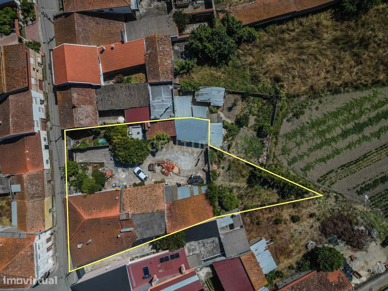 Moradia T3 com Terraço e Terreno no Alqueidão - Figueira da Foz - Grande imagem: 1/60