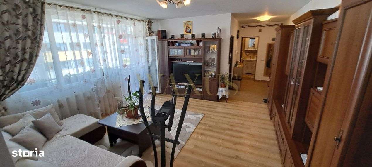 Apartament de vanzare, 55mp, terasa de 8mp, parcare, zona Regal - Imagine principală: 3/11