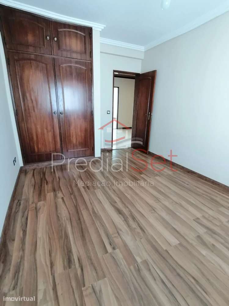 Apartamento T2 - Centro do Pinhal Novo-24